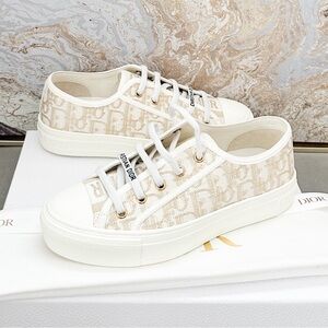 New! Christian Dior Canvas Gold Oblique Walk'N'Dior Low Top Sneakers